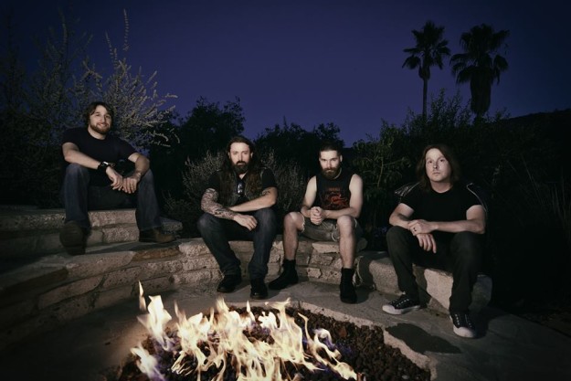 BeholdThe-Monolith-Indipendent-Records-2015