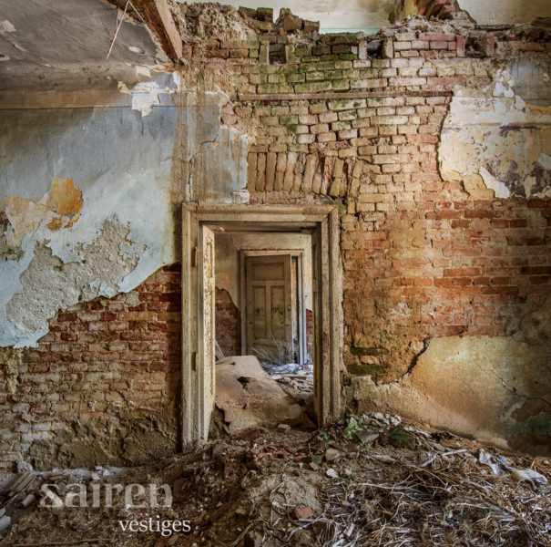 Album Cover – Sairen – Vestiges