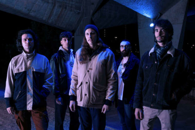 SVNTH band