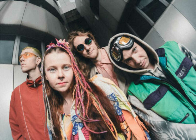 holosoil band